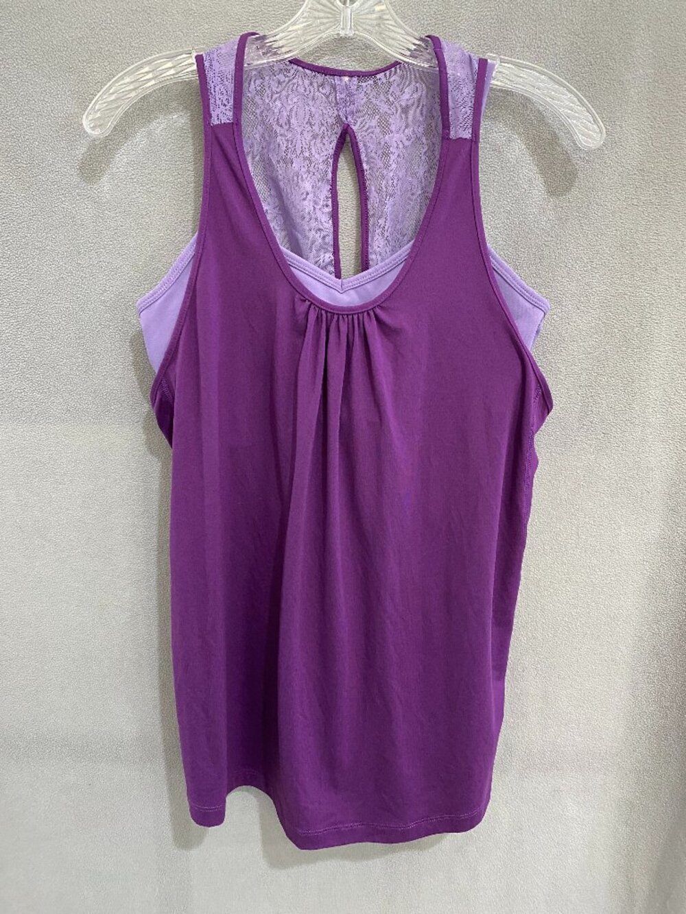 Purple Lace Back Athletic Tank Top Built-In Bra Women’s Workout Yoga Fitness Top